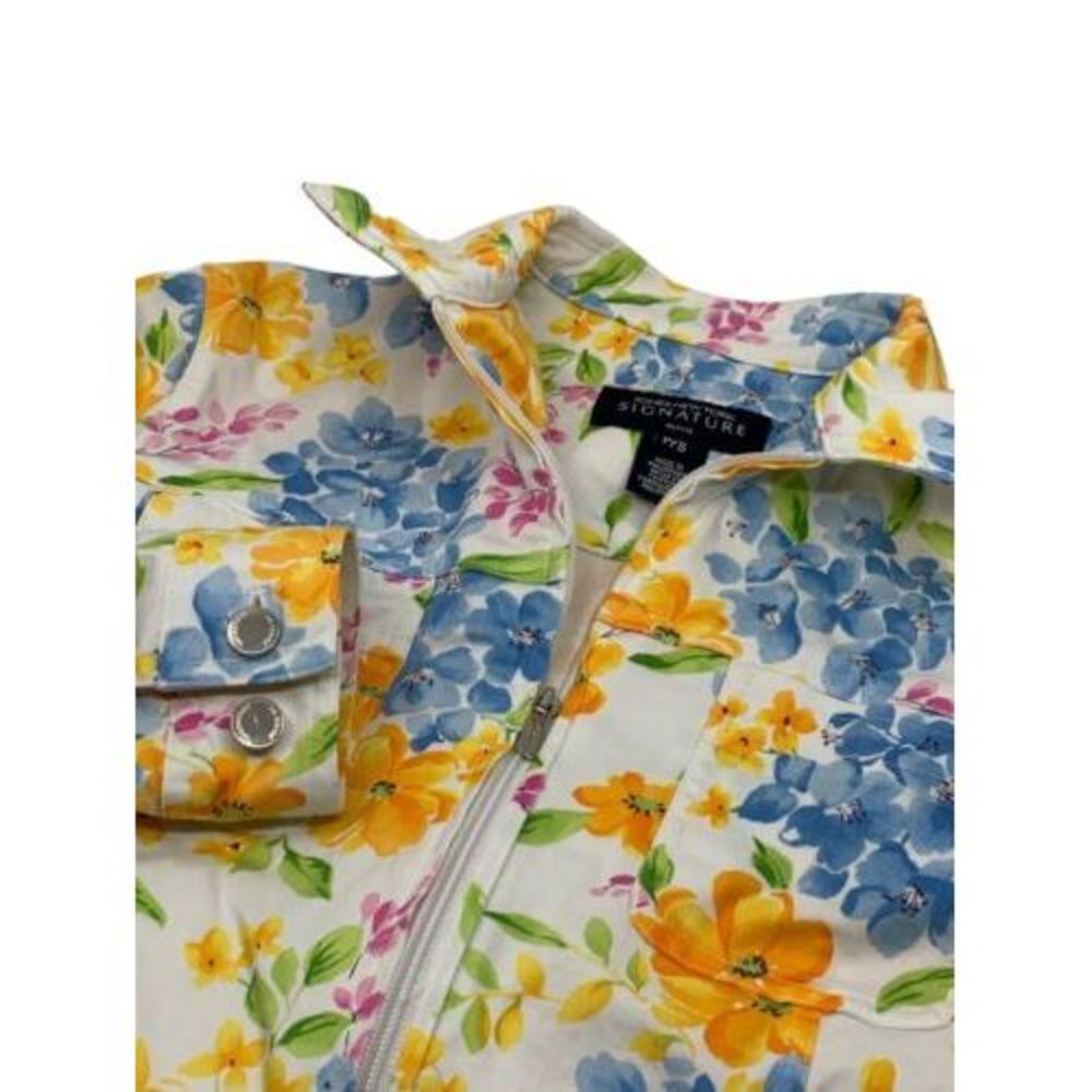 Jones New York Signature Petite LS Zip Front Jacket White Multi‎ Floral P/S